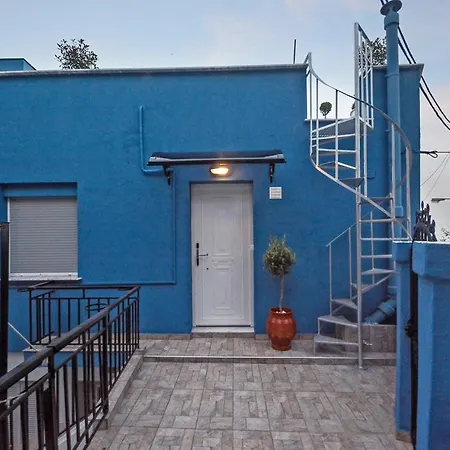 Old Town Blue Mansion Holiday home *